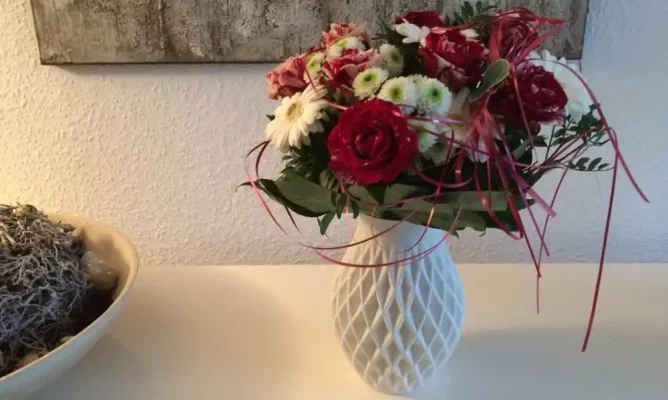 آبجکت گلدان کلاسیک