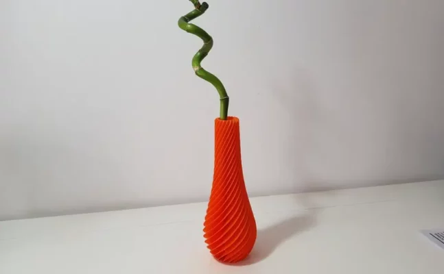 مدل3بعدی گلدان مارپیچ